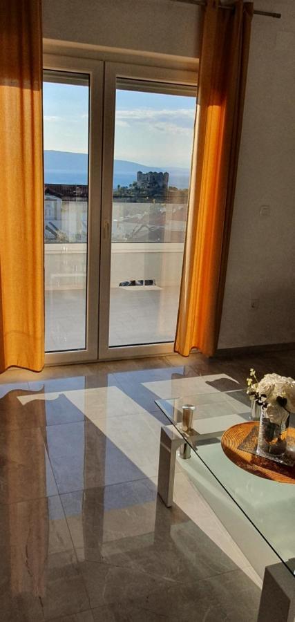 Apartmani Naomi&Leo Сень Екстер'єр фото