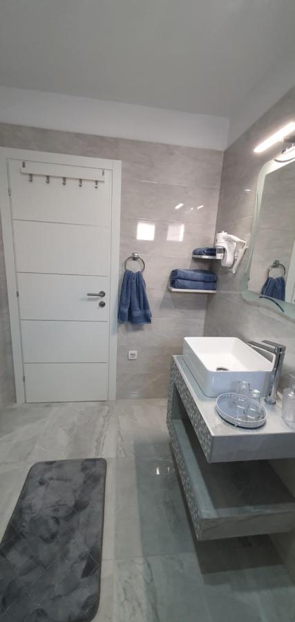 Apartmani Naomi&Leo Сень Екстер'єр фото