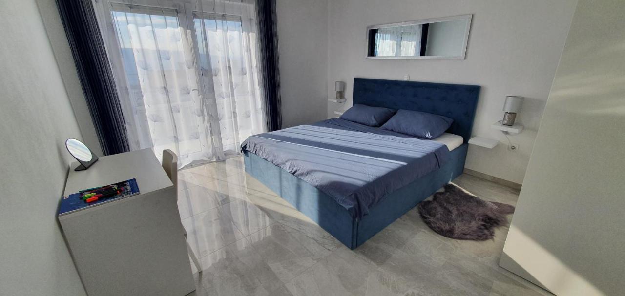 Apartmani Naomi&Leo Сень Екстер'єр фото