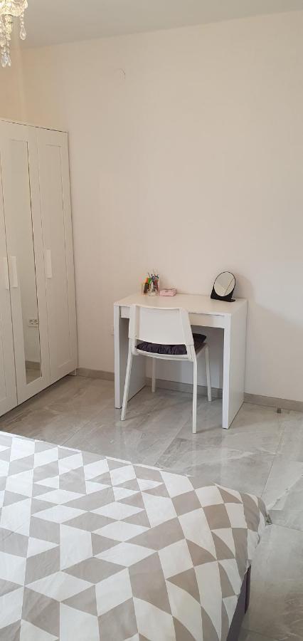 Apartmani Naomi&Leo Сень Екстер'єр фото
